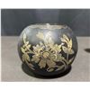 Image 5 : 5 Coloured Glass Stemware And 2 Metal Vases With Floral Designs