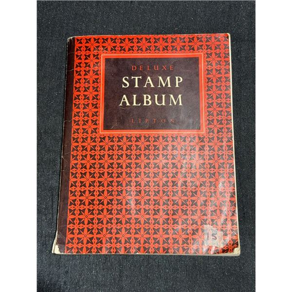 Lipton Deluxe Stamp Album with 618 Stamps by Country