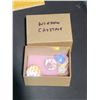 Image 10 : Keepsake Boxes, Plush Bear, Glass Lamp, Figurines, Stationery