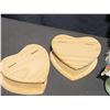 Image 2 : Keepsake Boxes, Plush Bear, Glass Lamp, Figurines, Stationery