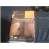 Image 7 : Lot: Traveler Stamp Album, Chronological Study Bible, and more
