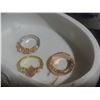 Image 12 : Decorative Mugs, Jewelry, Porcelain Unicorn, Glassware, Removable Sunflower Wall Stickers
