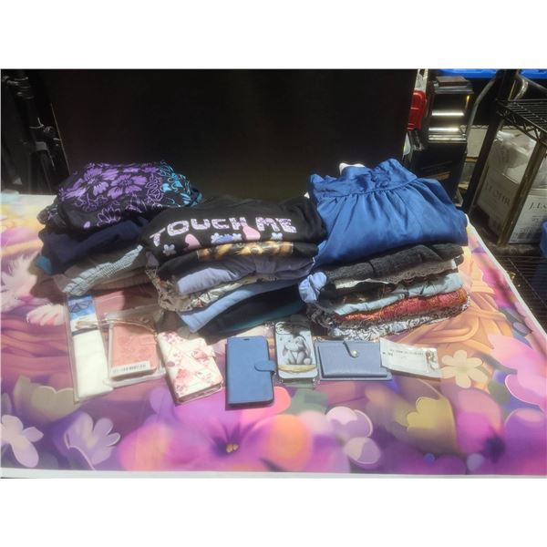Women's 2XL-4XL Clothing, Phone Wallets, Card Holders and Cat Banner
