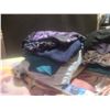 Image 6 : Women's 2XL-4XL Clothing, Phone Wallets, Card Holders and Cat Banner