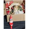 Image 5 : Christmas Decor, Collector Plates, Ornaments, and Holiday Items