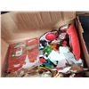 Image 6 : Christmas Decor, Collector Plates, Ornaments, and Holiday Items