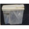 Image 7 : Kitchenware Lot With Flatware, Cat-Shaped Bowls, and Glassware