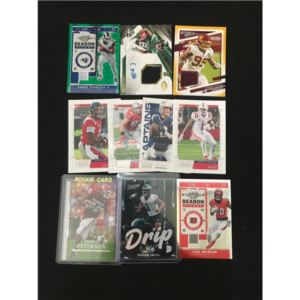 LOT OF 10 FOOTBALL TRADING CARDS INCLUDING SIGNED AND ROOKIES