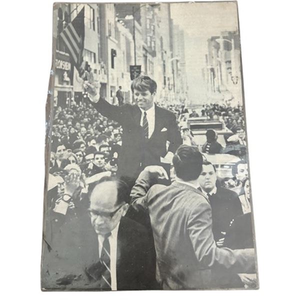 Vintage 1968 Robert F. Kennedy Presidential Campaign Press Photo