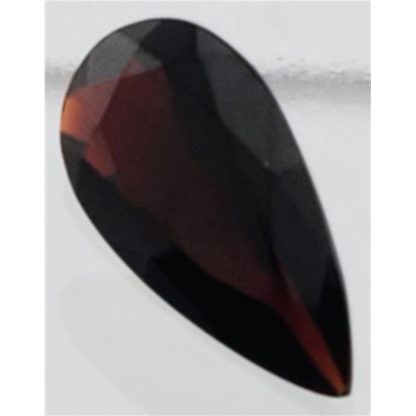 Dark Red Garnet (3.94 ct, 16×8 mm)