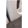 Image 4 : ELECTROLUX PERFECT STEAM FRONT LOAD ELECTRIC MOISTURE EXTRACTION DRYER UNIT