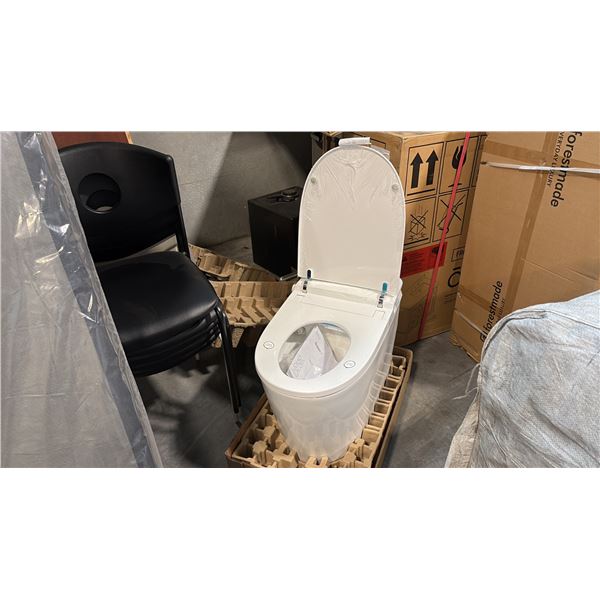 FORNO ACQUA CSTE01 TANKLESS ONE-PIECE INTELLIGENT TOILET, AUTO OPEN, UV CLEANING 16X28.5X19.5 INCHES