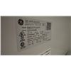 Image 5 : GE GWE19JYLGFFS FRENCH DOOR REFRIGERATOR, 18.6 CU. FT., COUNTER-DEPTH, INTERNAL WATER, STAINLESS