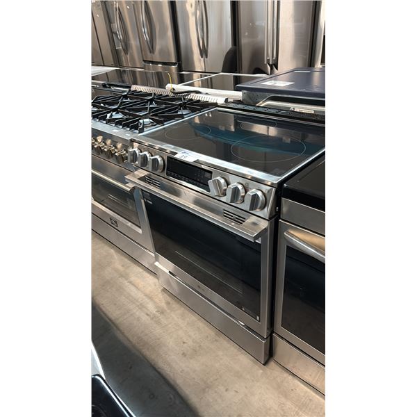 LG LSIL6336XE 30-INCH INDUCTION RANGE, 6.3 CU. FT. INSTAVIEW OVEN, PROBAKE CONVECTION, STAINLESS