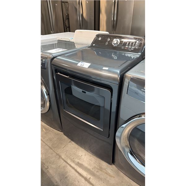GE DIAMOND GREY GTD65EBMR0DG 27-INCH VENTED ELECTRIC DRYER, 7.4 CU. FT., SENSOR DRY, SANIFRESH