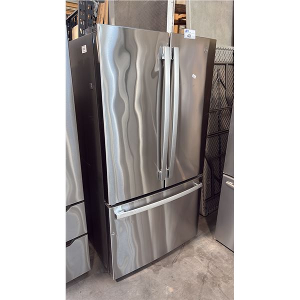 GE GWE22JYMBFFS FRENCH DOOR REFRIGERATOR, 21.9 CU. FT., COUNTER-DEPTH, INTERNAL WATER DISPENSER
