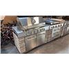 Image 1 : KIRKLAND SIGNATURE 12-BURNER STONE ISLAND GRILL & GRIDDLE, 92", 304 STAINLESS STEEL