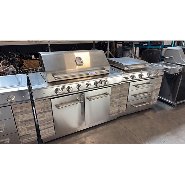 KIRKLAND SIGNATURE 12-BURNER STONE ISLAND GRILL & GRIDDLE, 92", 304 STAINLESS STEEL - W/ FRONT DENT