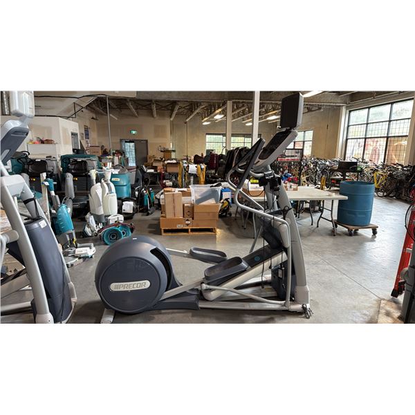 PRECOR EFX COMMERCIAL ELLIPTICAL FITNESS CROSSTRAINER 30"W X 80"D X 72"H