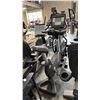 Image 2 : LIFE FITNESS 95C LIFECYCLE COMMERCIAL-GRADE UPRIGHT EXERCISE BIKE