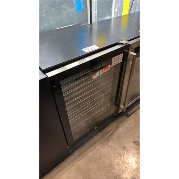 VINOTEMP PRIVATE RESERVE SERIES EL-54COMM BLACK SINGLE ZONE 41 BOTTLE BEVERAGE SYSTEM