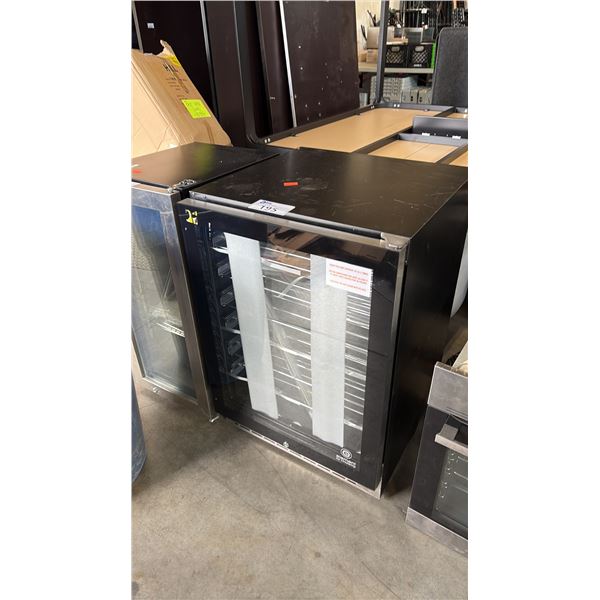 VINOTEMP EL-54COMM BLACK SINGLE ZONE 41 BOTTLE BEVERAGE SYSTEM