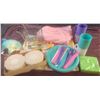 Image 10 : Pink Sears Bath Curtain, Dolphin Lamp, Assorted Household Items