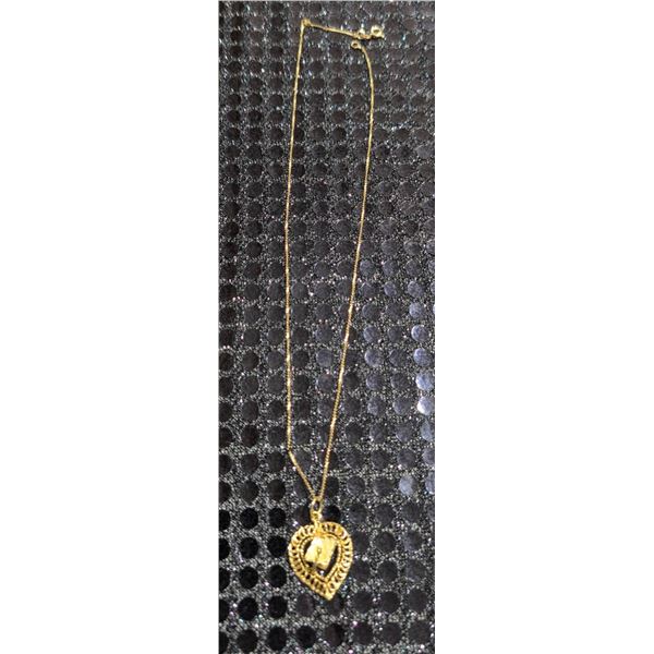 10K Gold Heart Necklace with Filigree Pendant 2g