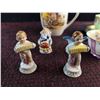 Image 11 : Decorated Plates, Teacups, Figurines and Jug – England and USA