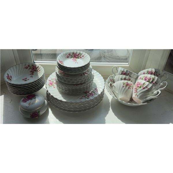 Johnson Bros. English Porcelain Tea Set with Pink Roses Pattern