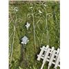Image 6 : Metal Garden Trellises and Three Plastic Plant Pots