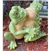 Image 2 : Garden Decor Ornaments with Frog Figures and Birdhouse