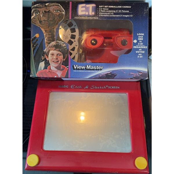 E.T. View-Master Gift Set with Magic Etch A Sketch Screen