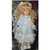 Image 2 : 3 Blonde Porcelain Dolls in Lace and Satin Dresses