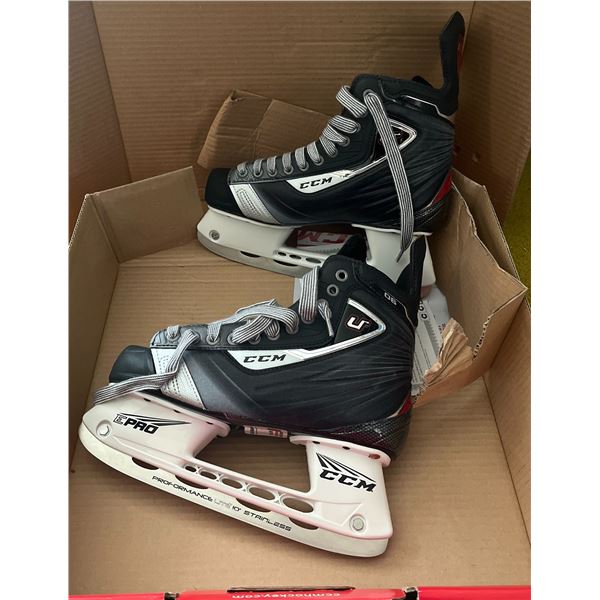 CCM U+ 06 Senior Hockey Skates Size 6.5 E
