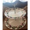 Image 2 : Poinsettia Christmas Serveware Set by Ancan
