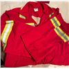 Image 11 : Men's Workwear Lot: Coveralls, Jeans, Jackets, Multiple Brands 38x30