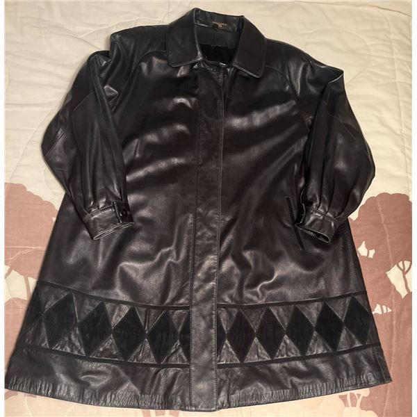 Amore Créations de Cuir Black Leather Coat, Made in Canada