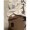 Image 6 : Horse Theme Fleece Blanket, 2 T-Shirts, and Canvas Tote Bag Lot