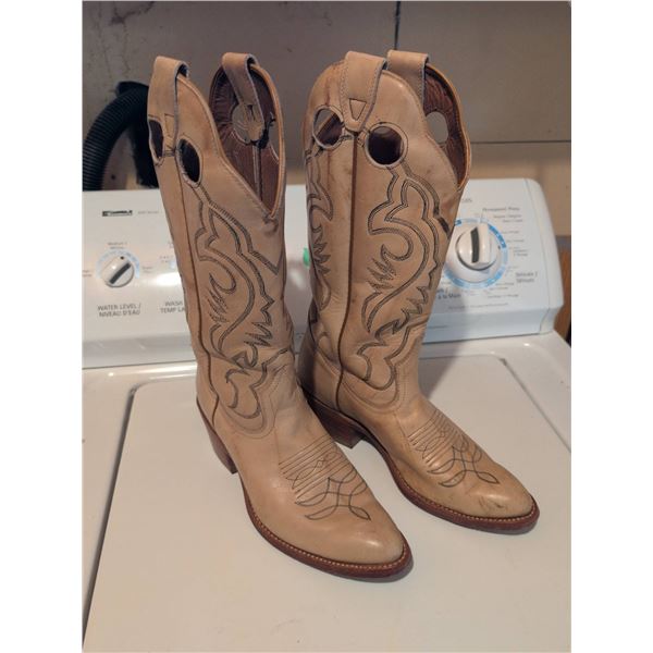 Boulet Tan Leather Western Cowboy Boots, Size 10