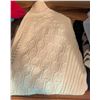 Image 8 : Ladies Size M-L Crew Neck Sweatshirts and Sweaters Lot