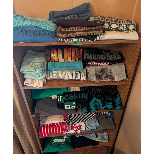 Graphic T-Shirts, TV and Animal Themes, Approx. 15 Pieces
