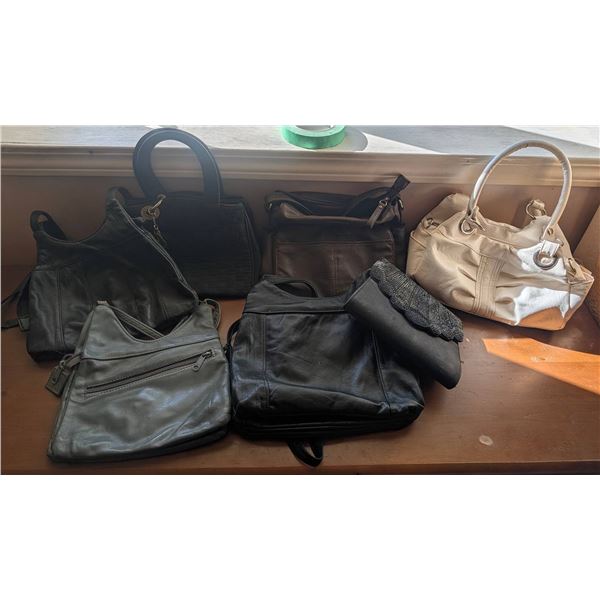 Vintage Handbag Collection – Assorted Styles and Colours