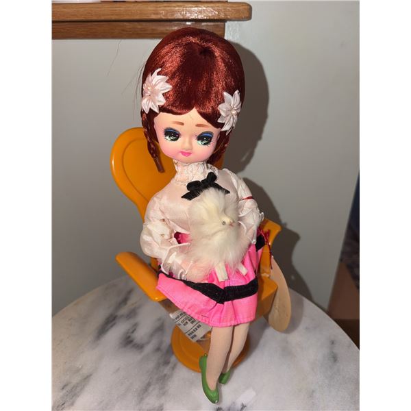 Ace Tokyo Wind Up Musical Fashion Doll with Revolving Chair