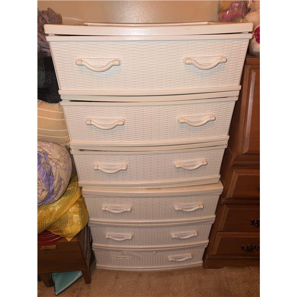 Six-Drawer and Four-Drawer Plastic Dressers with Assorted Contents