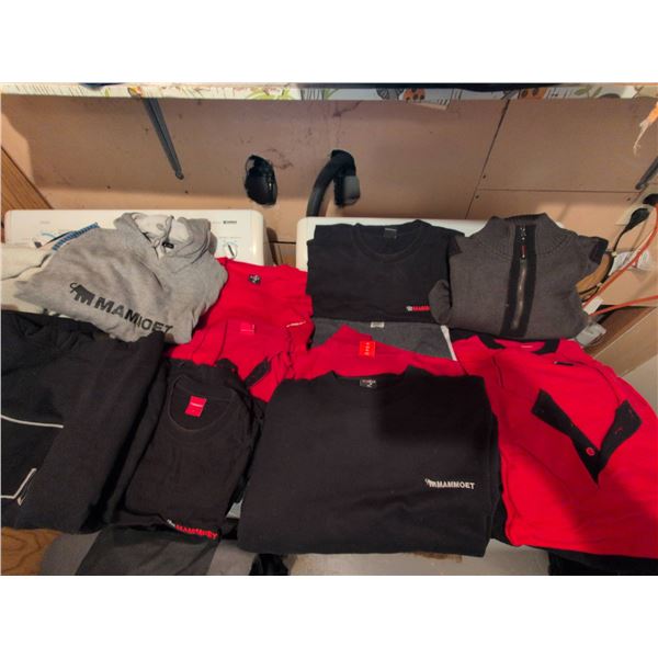Mammoet Clothing and Bag Assortment