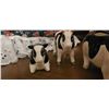Image 5 : Decorative Cow Figurines, Cookie Jar, and Basset Hound Figure