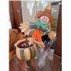 Image 2 : Decorative Shelf Lot: Figurines, Clock, Pottery, Wood Car, Wreath