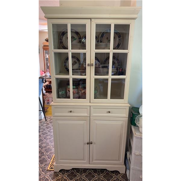 Meubles d'Aujourd'hui Martha Stewart Everyday White China Cabinet