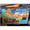 Image 4 : Fisher Price Vintage Little People Playsets with Accessories